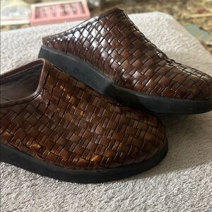 Vintage Cole Haan Classic Country Woven Brown Leather Clogs Shoes US Size 7.5